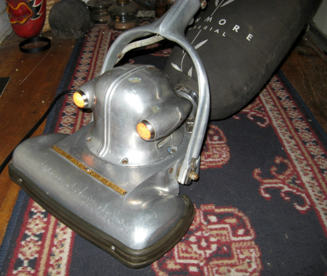 Kenmore Bugeye 1937 vacuum cleaner motor housing