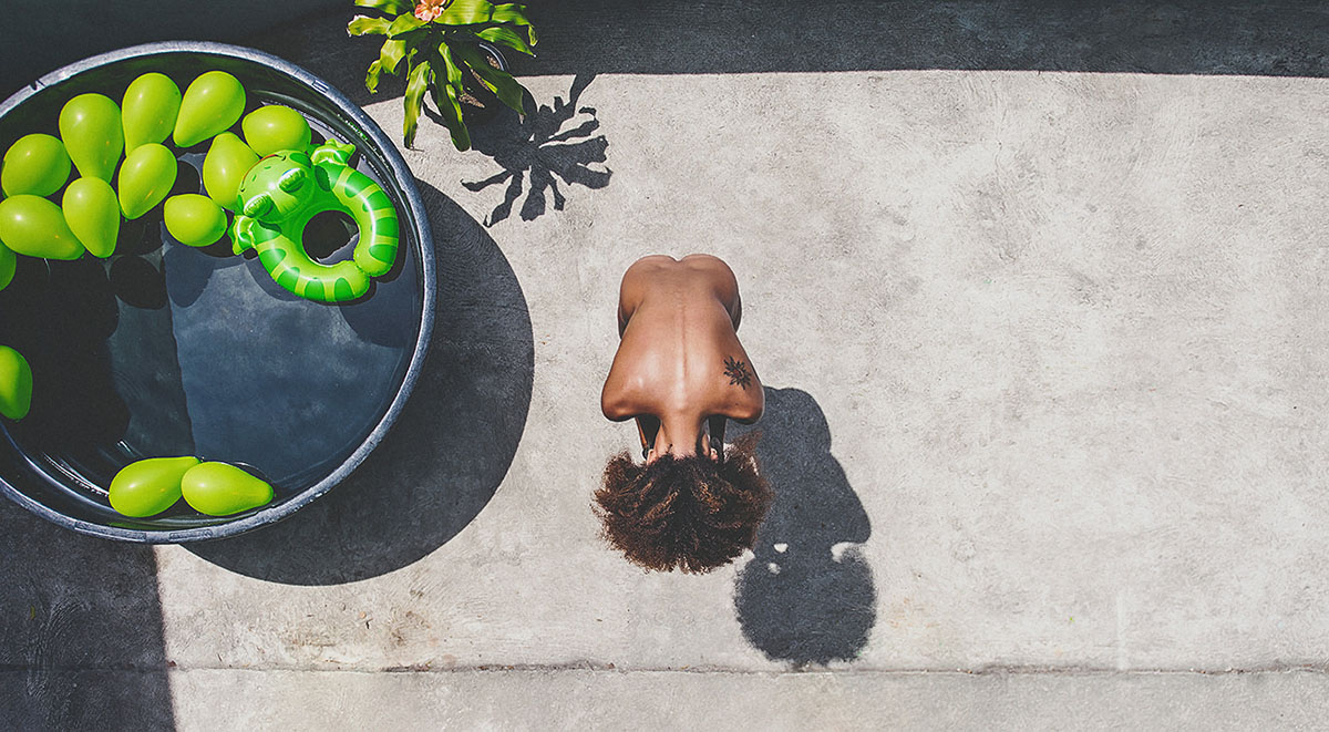 365 days nude photo project by Fernando Schlaepfer