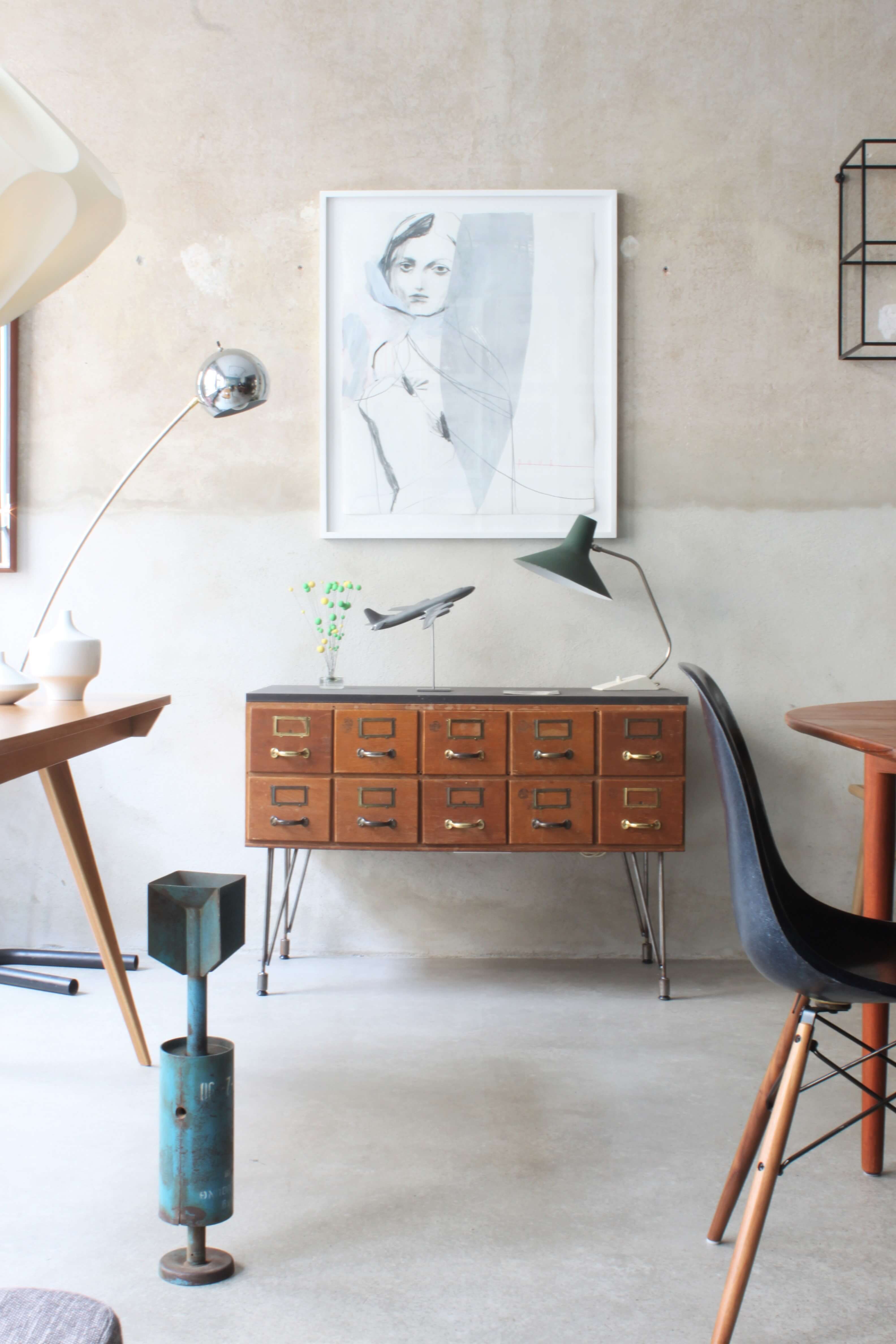 Berlin Interior Design Store Room Capacity Vintage Furniture and Art_2